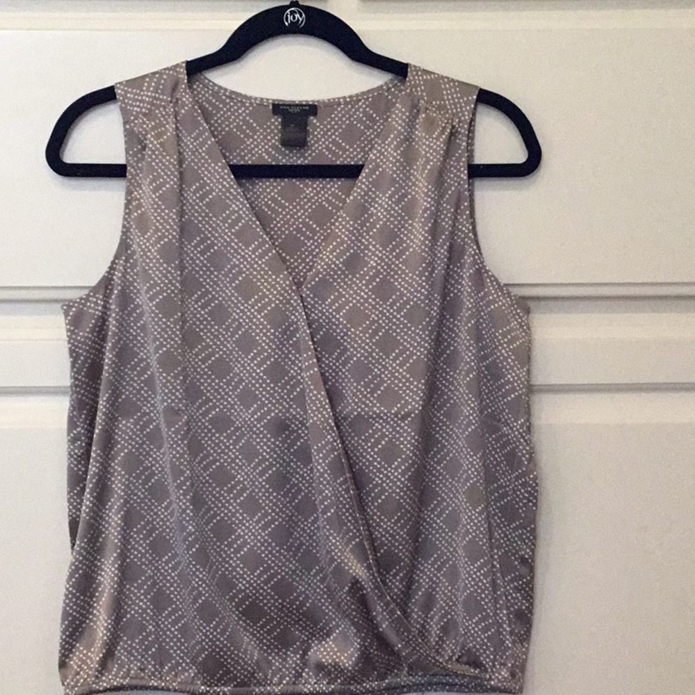 NWOT Ann Taylor Medium Silky Faux Wrap Top